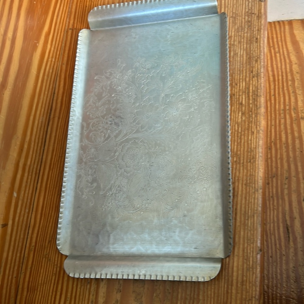 Tray with flowers